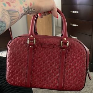 Gucci bag. Microguccissima Small bag with crossbody strap